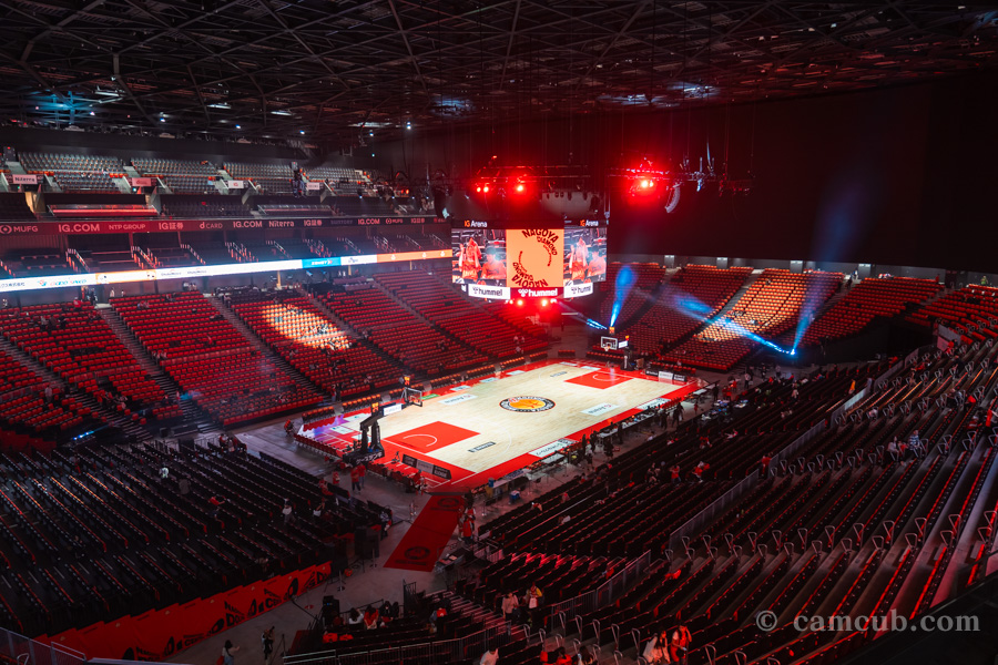 IGアリーナ 4Fスタンド コーナー席(最前列)からの見え方