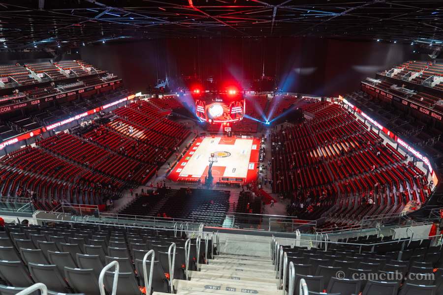 IGアリーナ 4Fスタンド エンド席(最後列)からの見え方