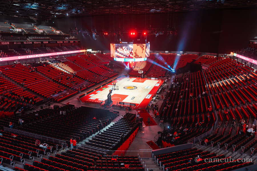 IGアリーナ 4Fスタンド エンド席(最前列)からの見え方