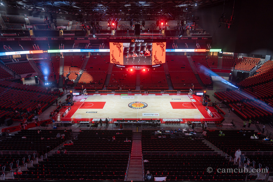 IGアリーナ 4Fスタンド サイド席(最前列)からの見え方