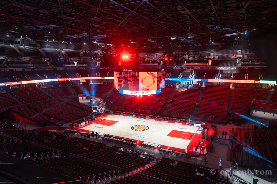 IGアリーナ 4Fスタンド サイド席(最前列)からの見え方