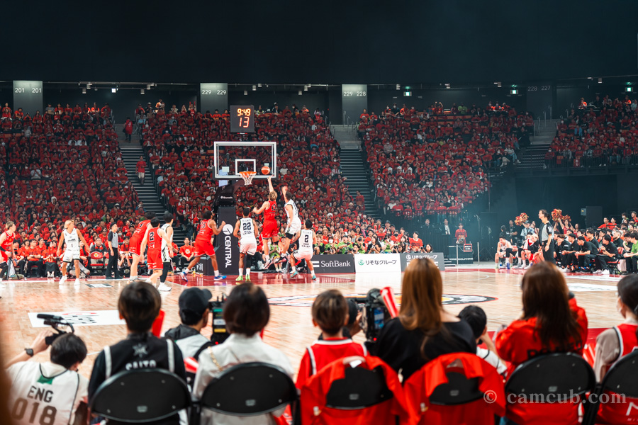 IGアリーナ 1Fスタンド エンド 前から4列目の席からの見え方